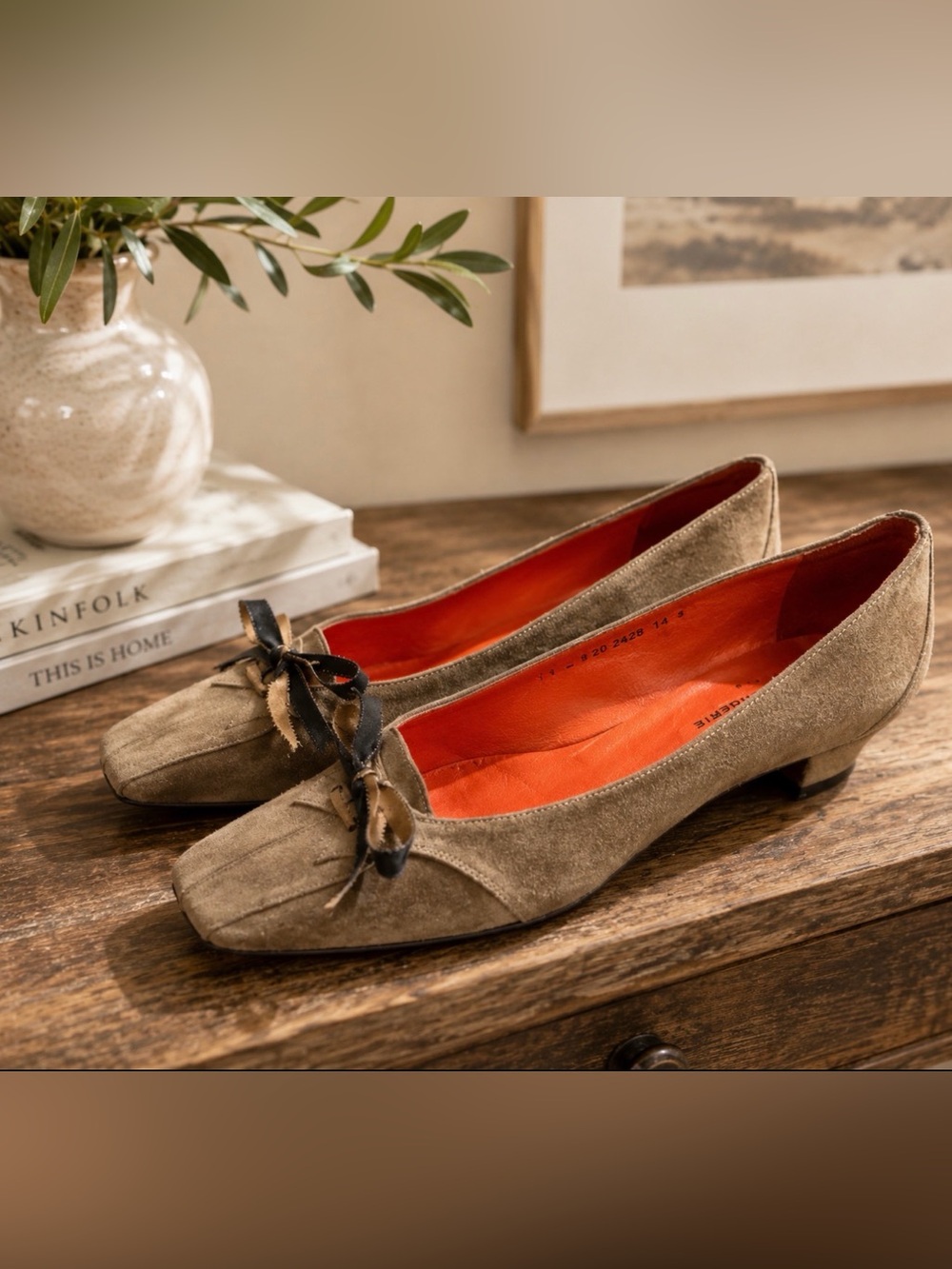 Robert Clergerie Paris square toes size 11 suede leather pumps